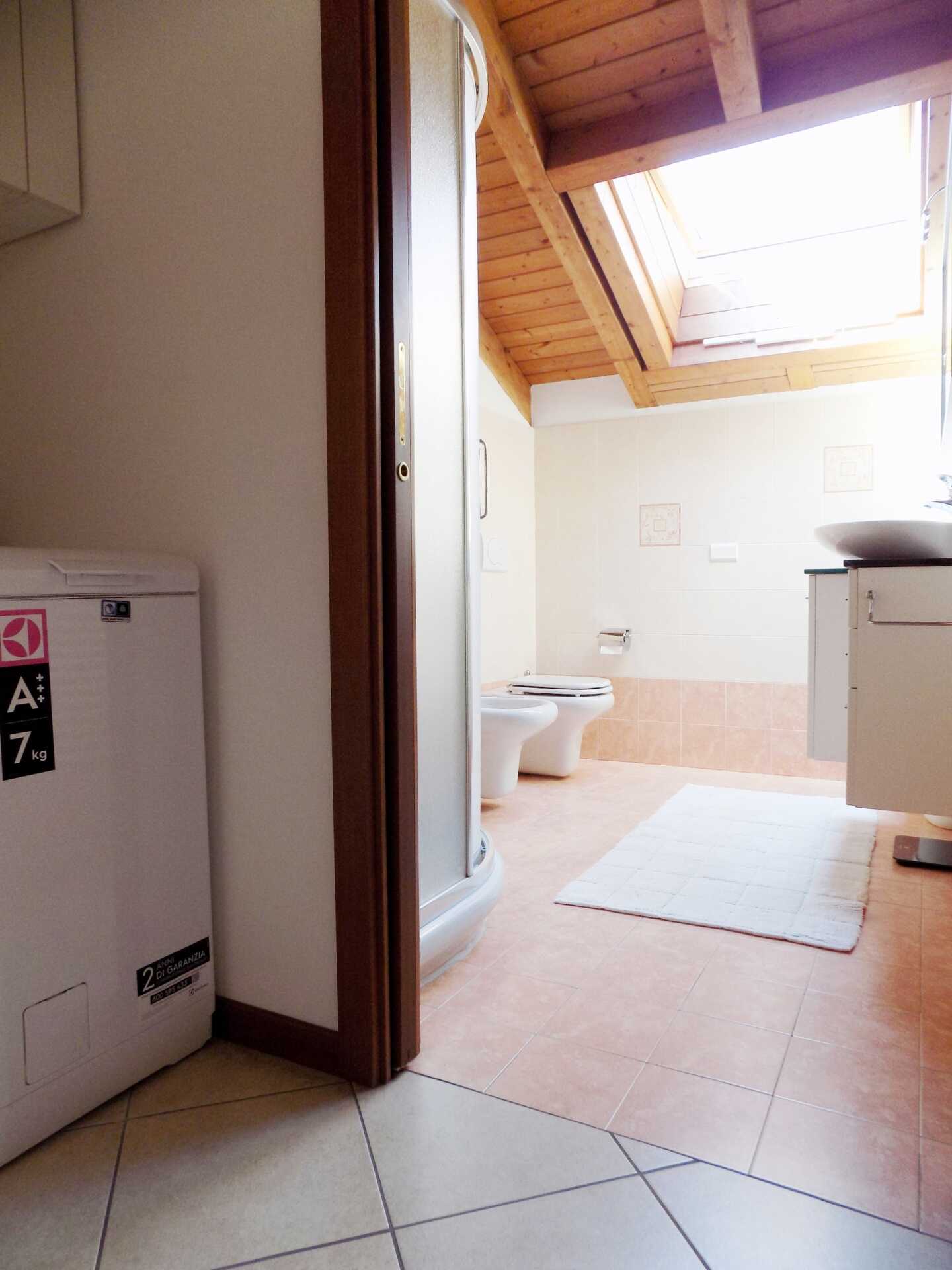 Appartamento-ultimo-piano-in-vendita-a-Calco-14