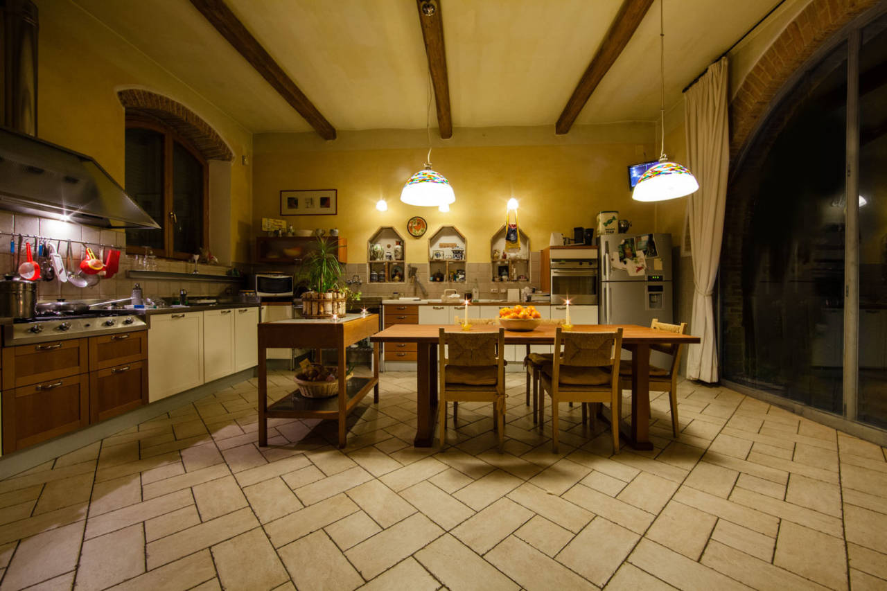 Casale-in-Toscana-Val-di-Chiana-in-vendita-1