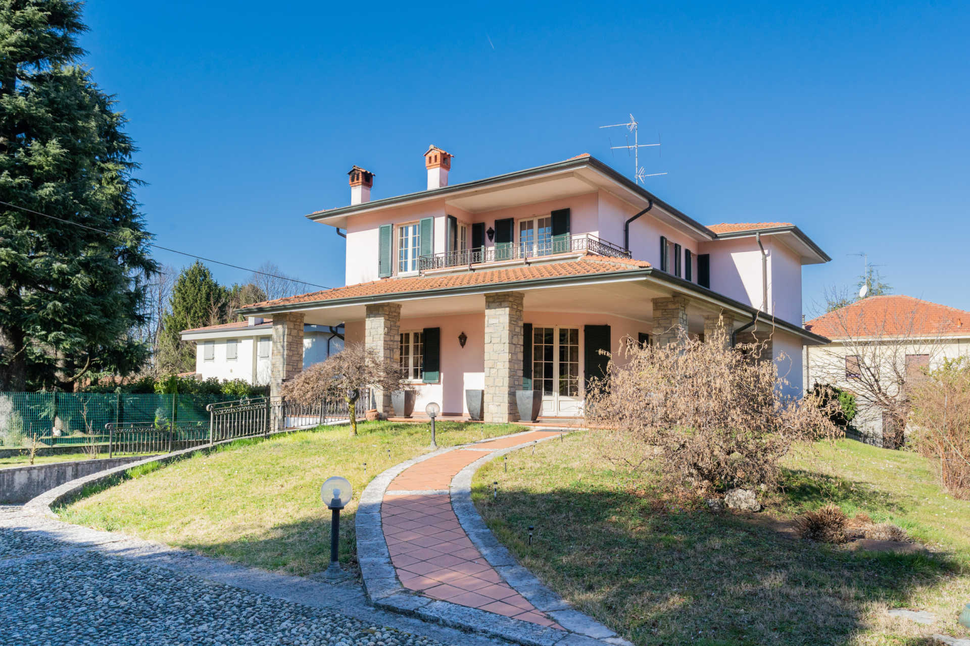 Cornate-d-Adda-vendita-villa-singola-3
