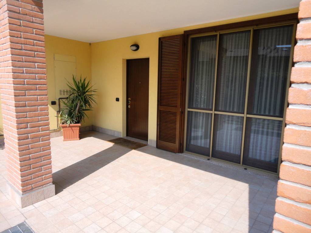 1023