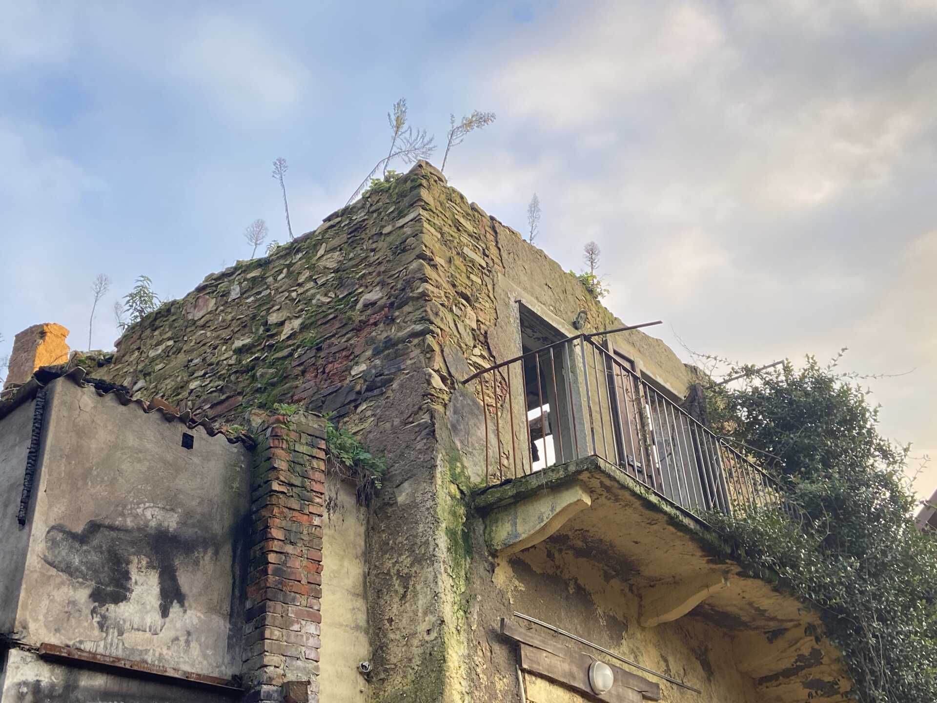 Rustici-da-ristrutturare-in-vendita-a-Missaglia-11