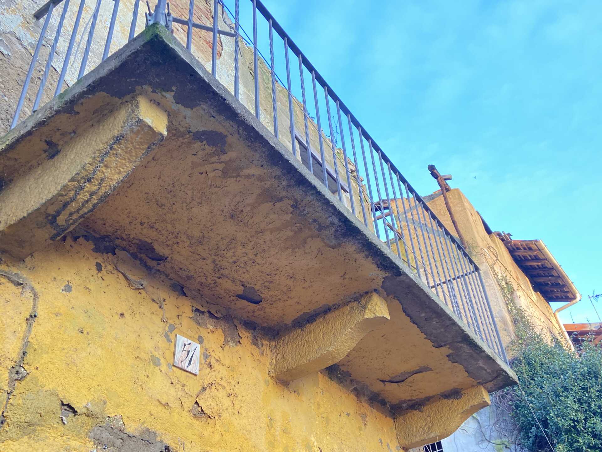 Rustici-da-ristrutturare-in-vendita-a-Missaglia-13