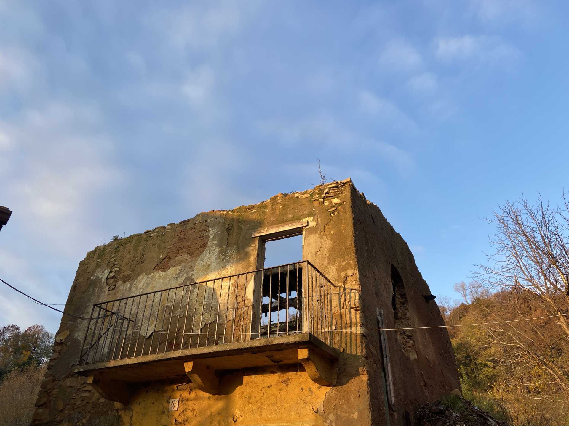 Rustici-da-ristrutturare-in-vendita-a-Missaglia-3