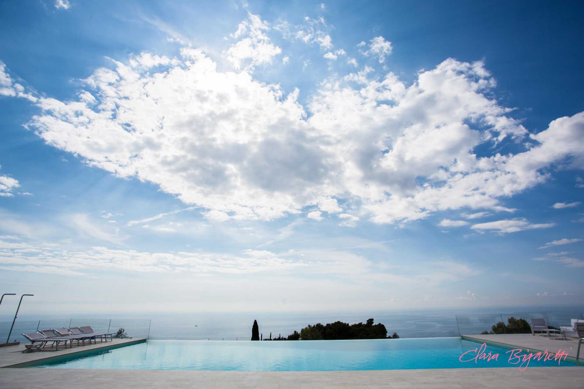 Vendita-Villa-Singola-con-Piscina-Vista-Mare-in-Liguria-Casaestyle-14