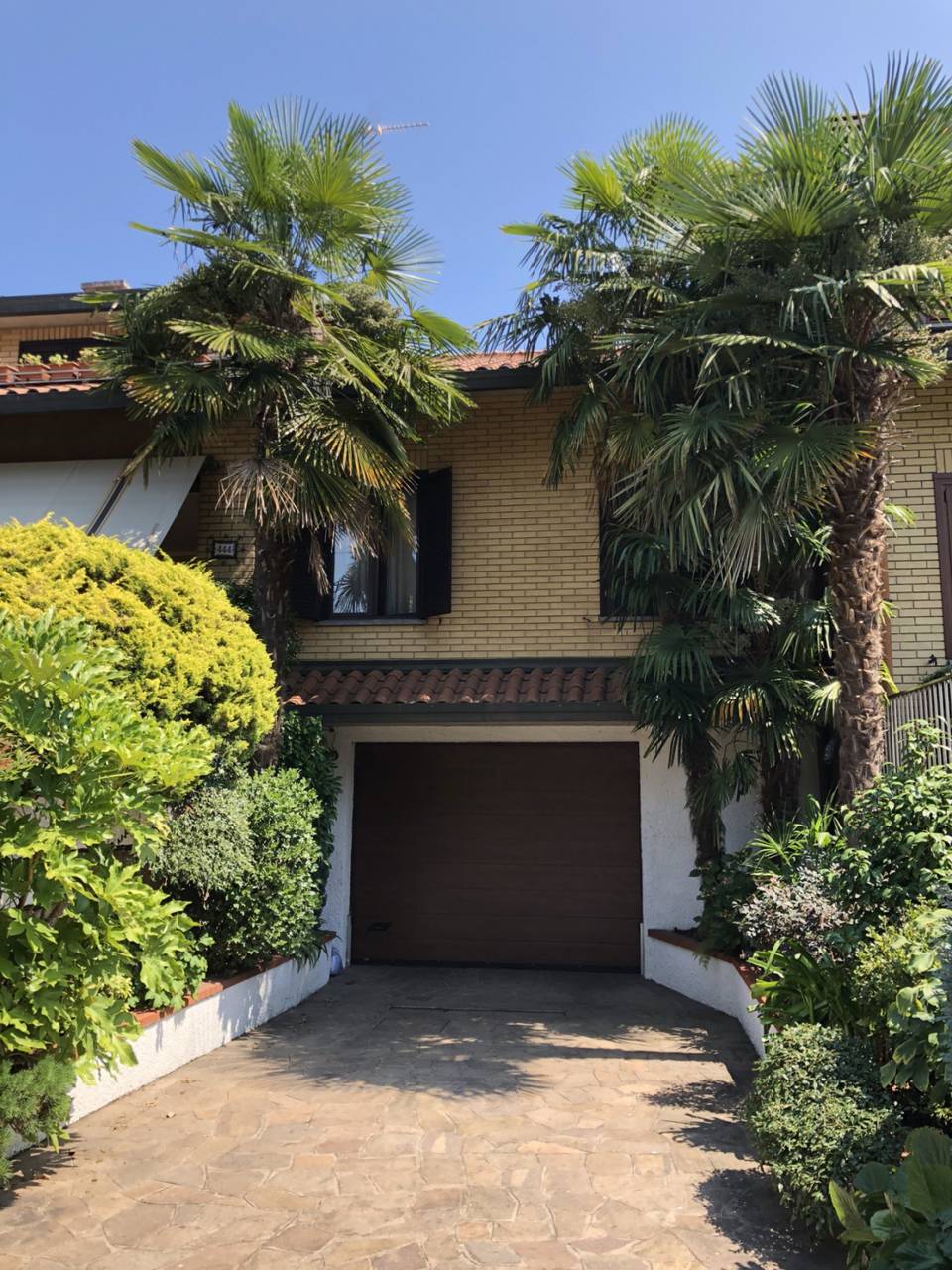 Villa-in-vendita-a-Caronno-Pertusella-28