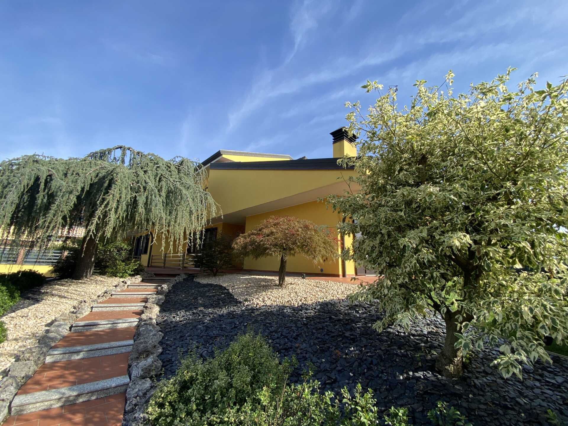 Villa-in-vendita-a-Lainate-5