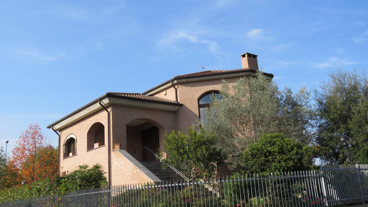 Villa-singola-in-vendita-a-Bernareggio-in-Brianza