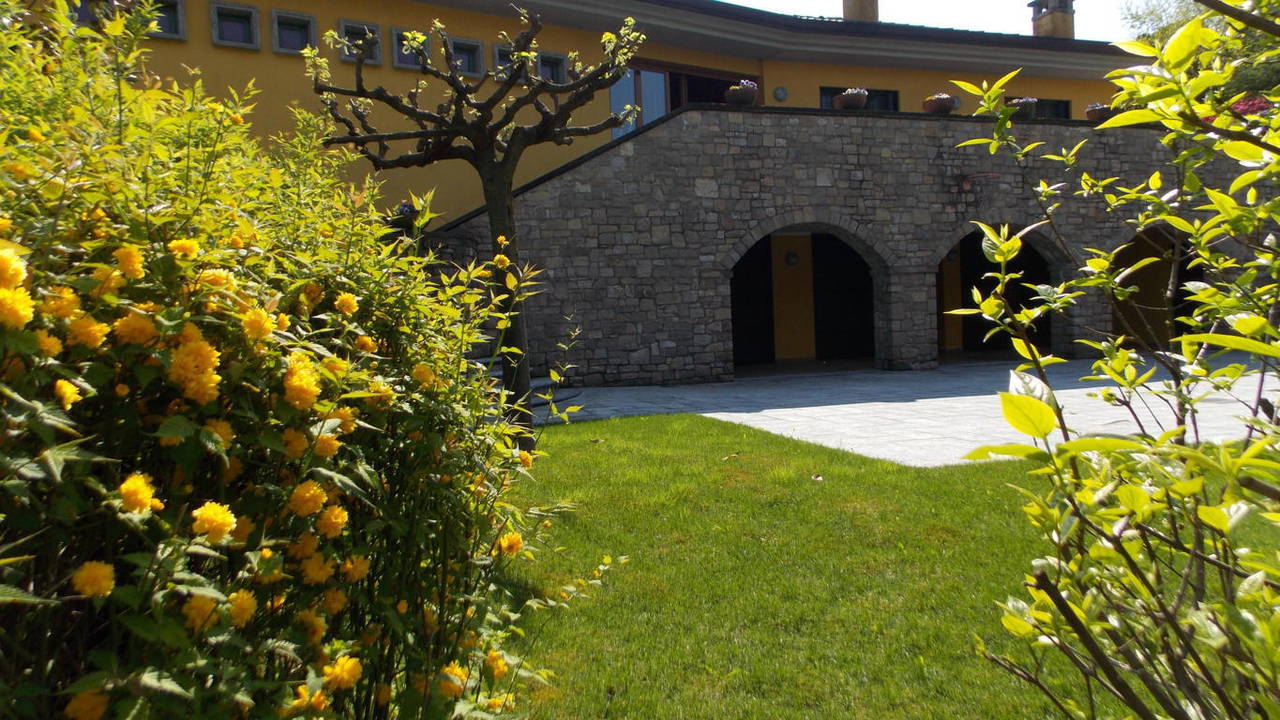 Villa-singola-in-vendita-a-Montevecchia-in-Brianza-16