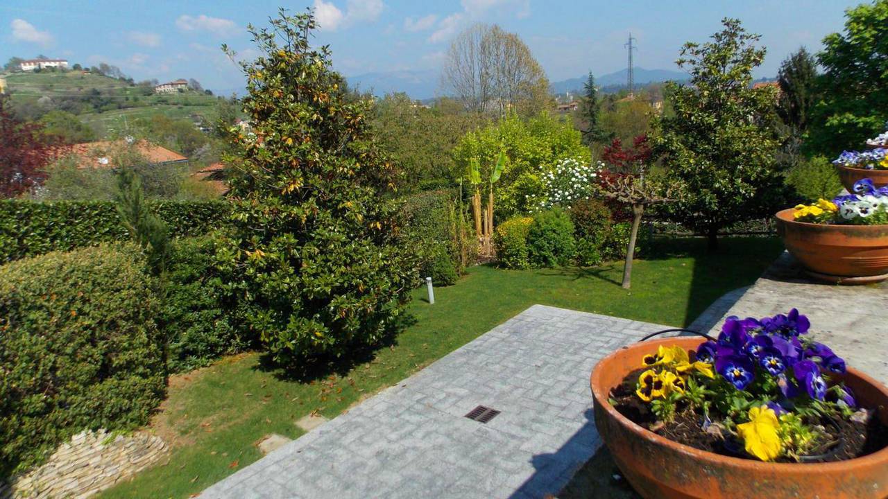 Villa-singola-in-vendita-a-Montevecchia-in-Brianza-23