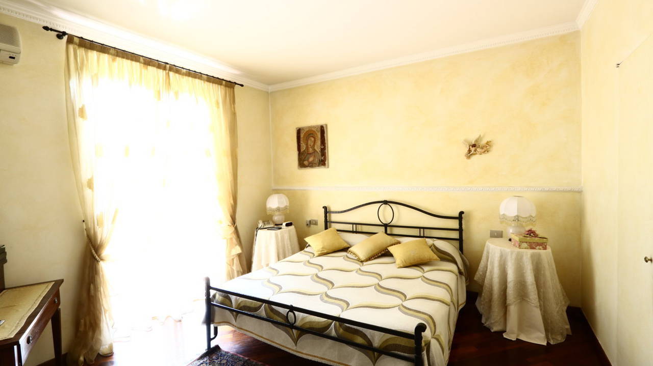 Villa-singola-signorile-in-vendita-a-Busnago-in-Brianza-26