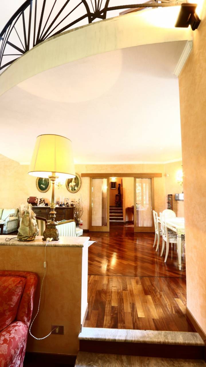 Villa-singola-signorile-in-vendita-a-Busnago-in-Brianza-29