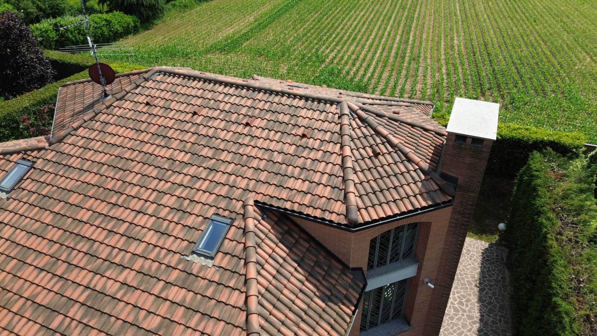 Ville-singole-con-giardino-in-vendita-a-Bernareggio-casaestyle-in-brianza-1