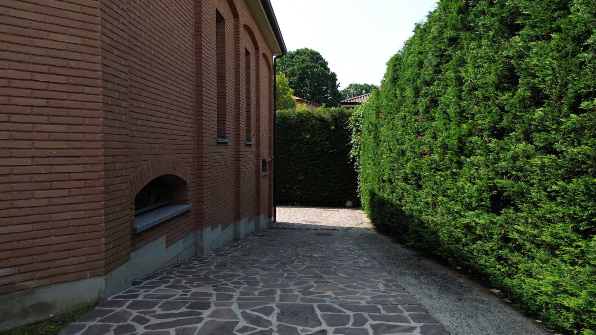 Ville-singole-con-giardino-in-vendita-a-Bernareggio-casaestyle-in-brianza-11
