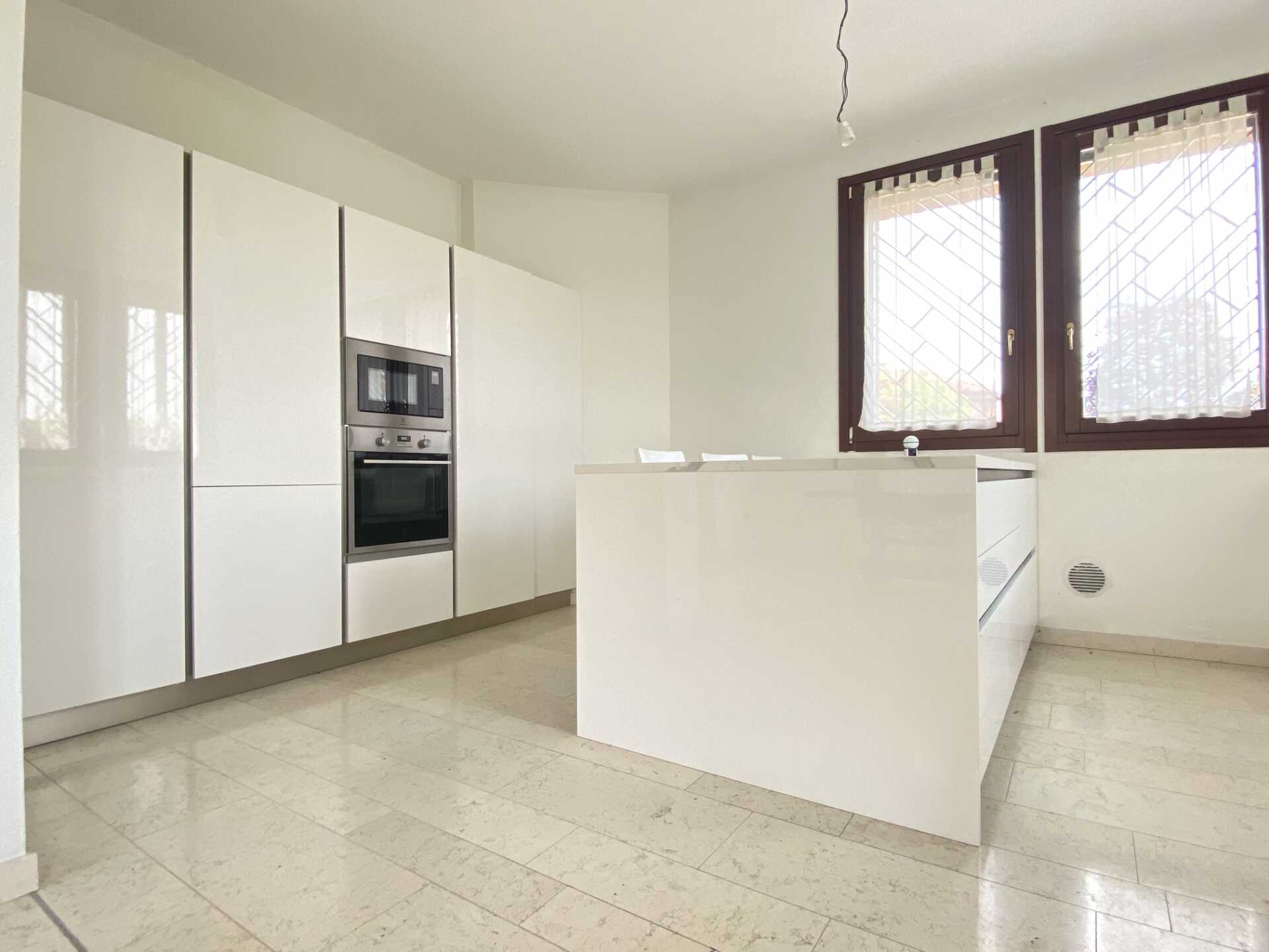 Ville-singole-con-giardino-in-vendita-a-Bernareggio-casaestyle-in-brianza-12