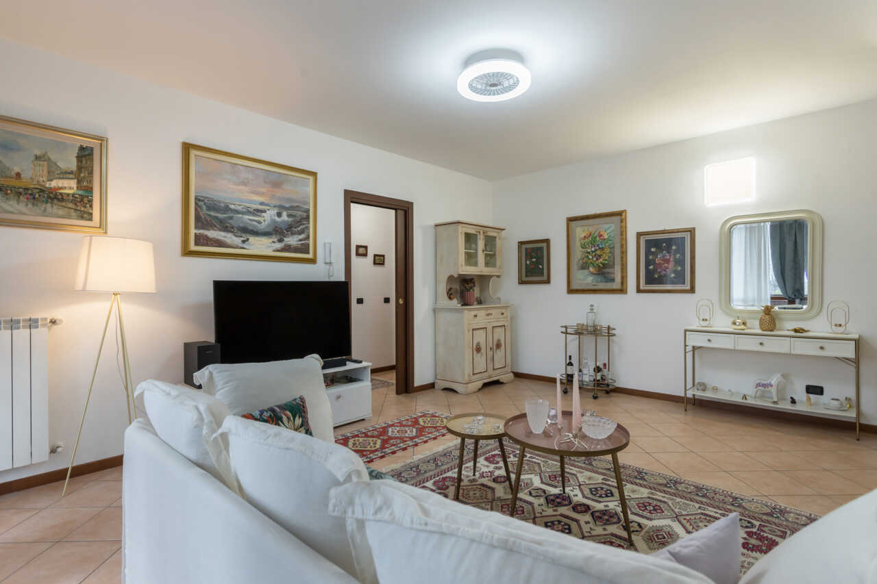 appartamento-a-busnago-in-vendita-ultimo-piano-3-locali-agenzia-casastyle-4