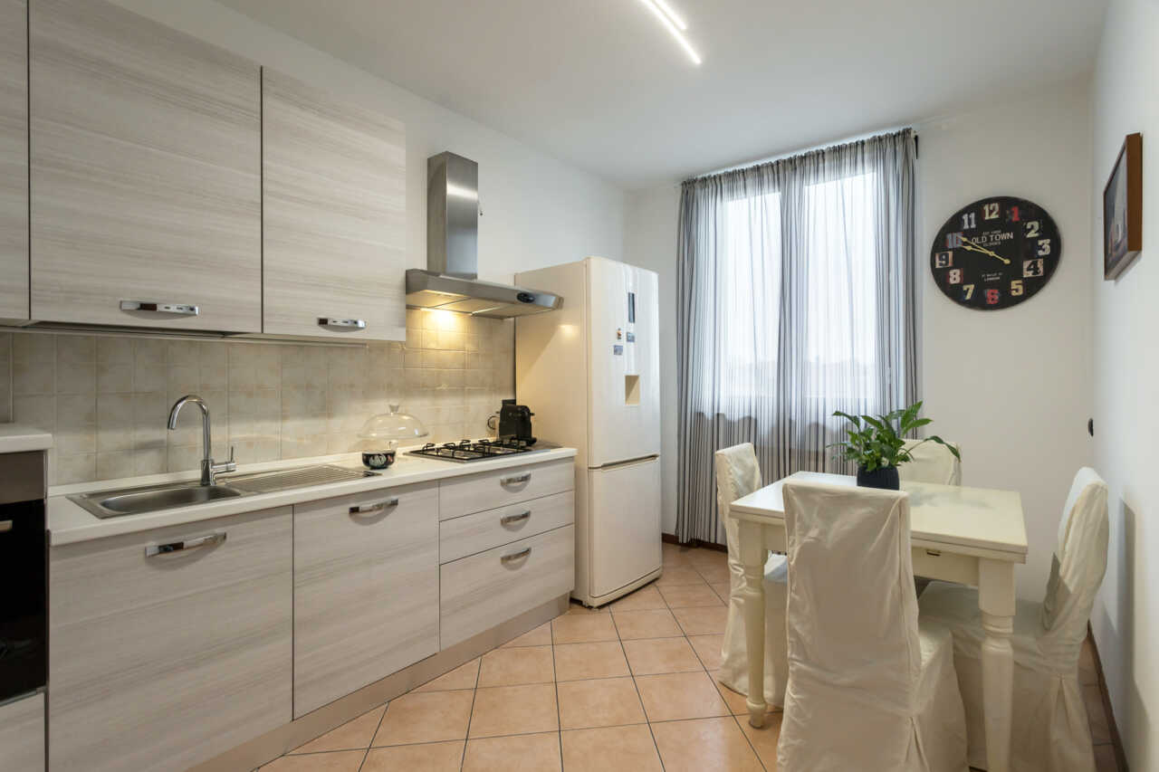 appartamento-a-busnago-in-vendita-ultimo-piano-3-locali-agenzia-casastyle-9