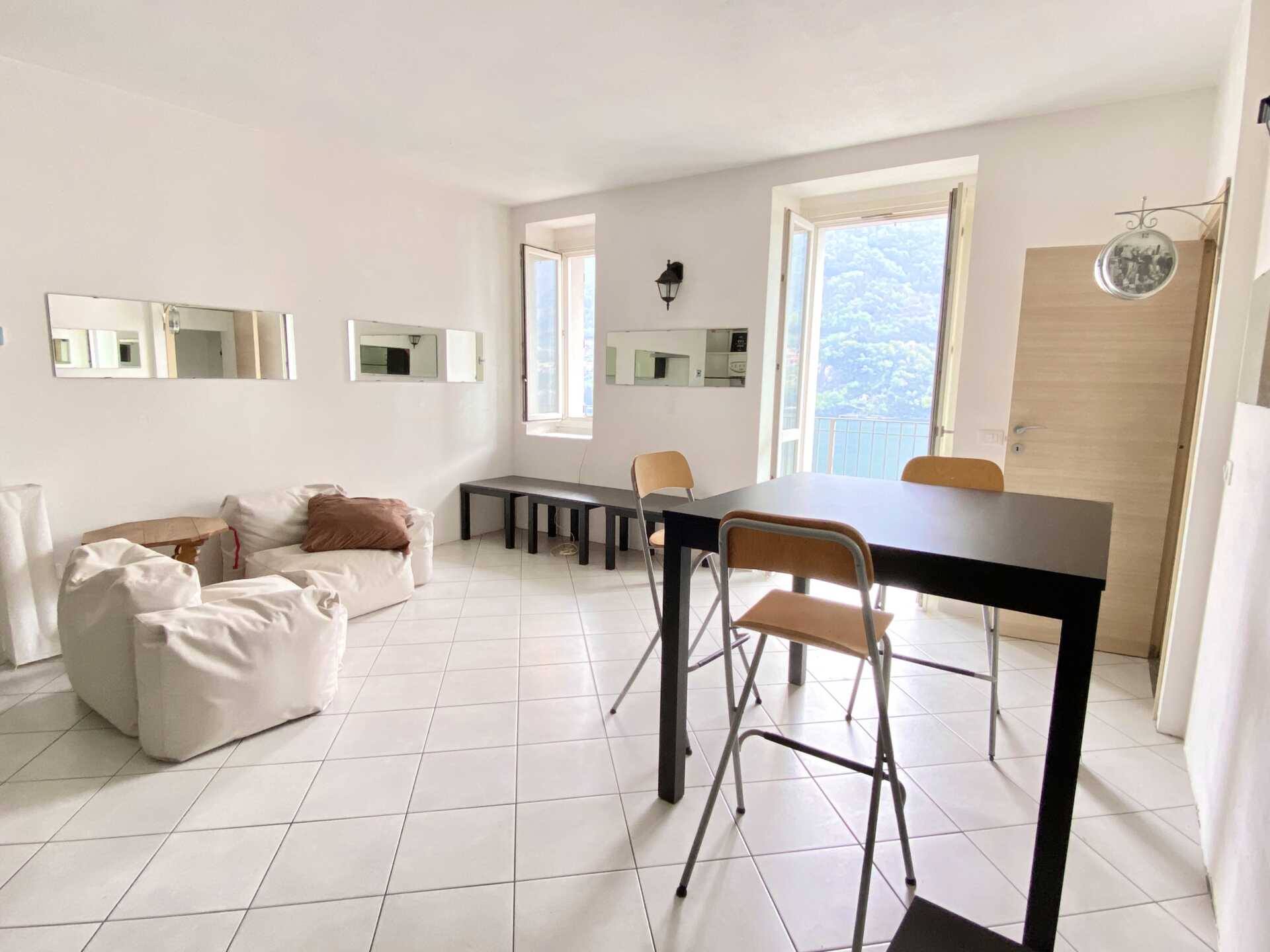 appartamento-in-vendita-a-laglio-lago-di-como-agenzia-immobiliare-milano-brianza-casastyle-13