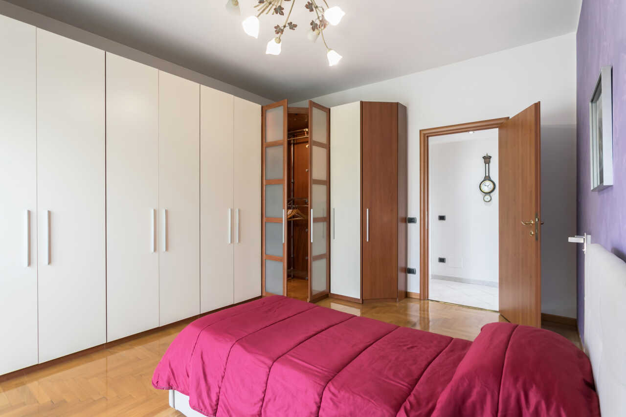 appartamento-ultimo-piano-a-vimercate-luminoso-silenzioso-3-balconi-box-casastyle-migliore-agenzia-immobiliare-monza-brianza-1-15