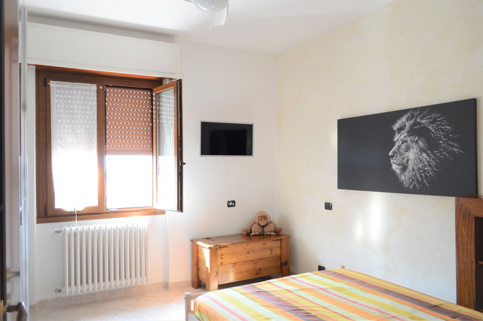 appartamento-ultimo-piano-con-terrazzo-in-vendita-a-roncello-10-FILEminimizer