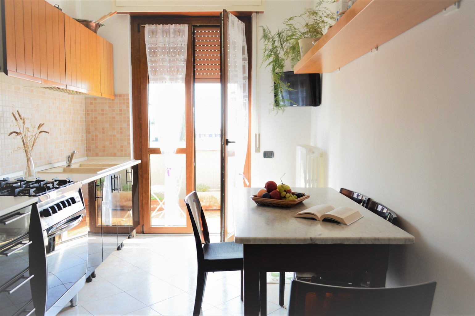 appartamento-ultimo-piano-con-terrazzo-in-vendita-a-roncello-21-FILEminimizer