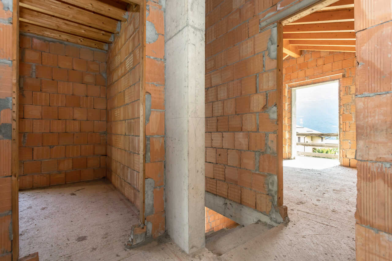 prestigiosa-villa-singola-panoramica-in-vendita-a-santomobono-terme-localita-selino-alta-immobiliare-milano-brianza-casastyle-11