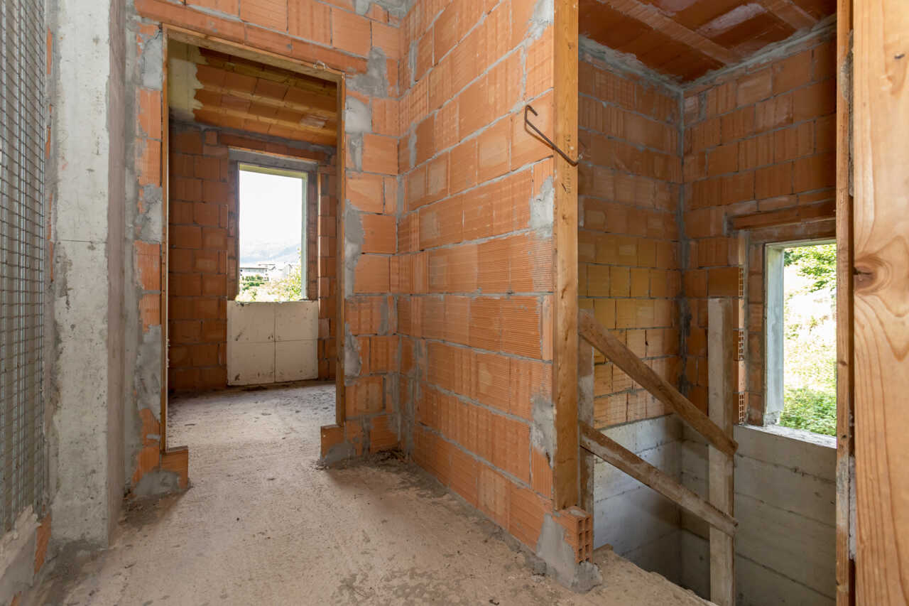 prestigiosa-villa-singola-panoramica-in-vendita-a-santomobono-terme-localita-selino-alta-immobiliare-milano-brianza-casastyle-20