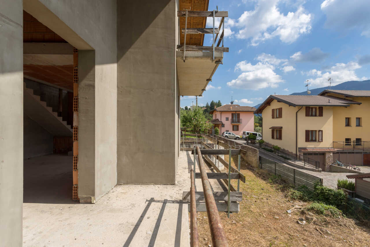 prestigiosa-villa-singola-panoramica-in-vendita-a-santomobono-terme-localita-selino-alta-immobiliare-milano-brianza-casastyle-29