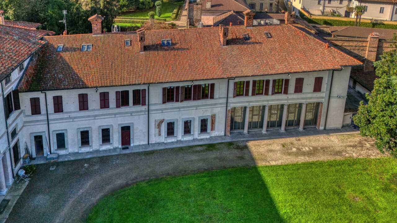 villa-d-epoca-Corbetta-agenzia-immobiliare-casastyle-drone-milano-brianza-2