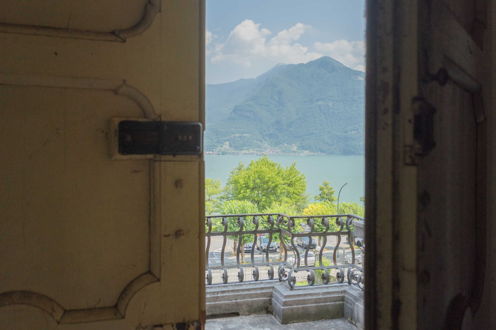 villa-in-vendita-a-lovere-sul-lago-diseo-casastyle-immobiliare-milano-brianza-1
