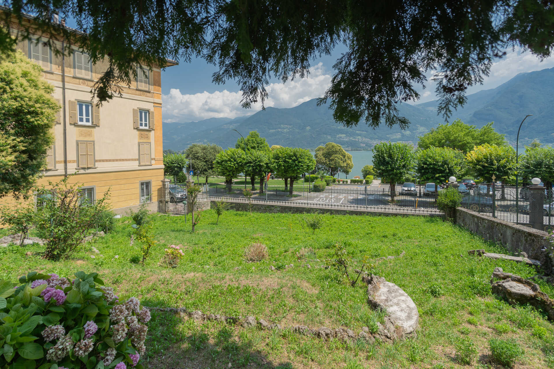 villa-in-vendita-a-lovere-sul-lago-diseo-casastyle-immobiliare-milano-brianza-13