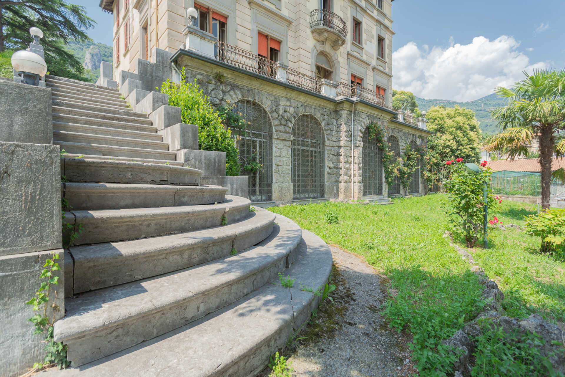 villa-in-vendita-a-lovere-sul-lago-diseo-casastyle-immobiliare-milano-brianza-14