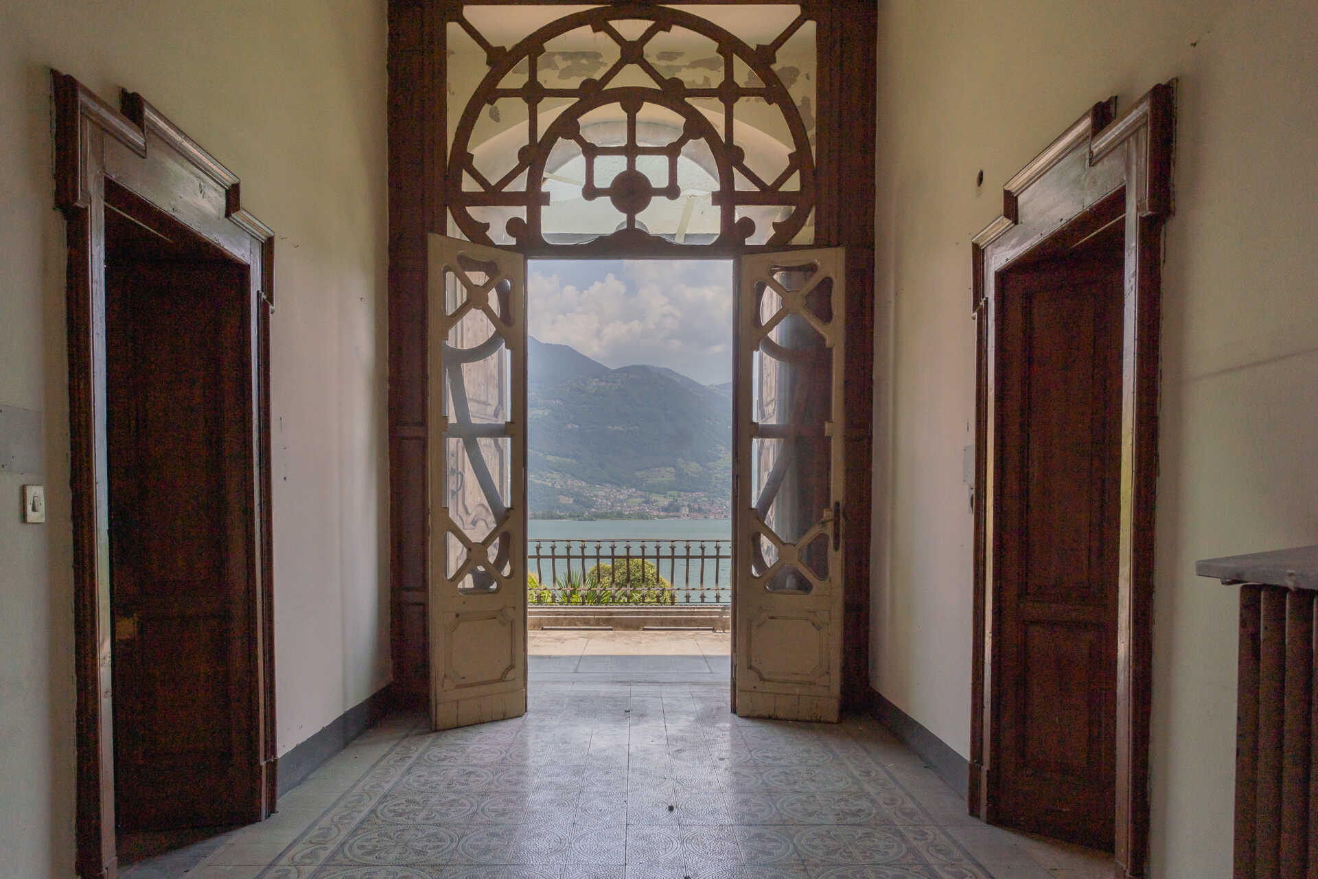 villa-in-vendita-a-lovere-sul-lago-diseo-casastyle-immobiliare-milano-brianza-23