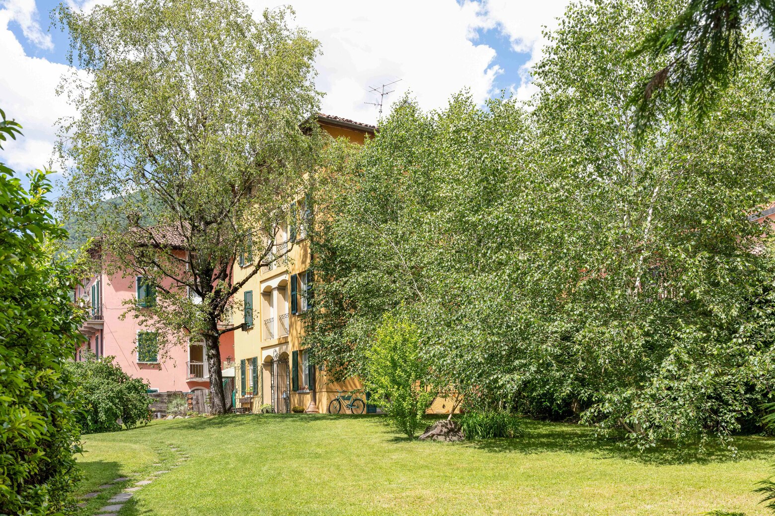 Villa d’epoca con giardino in vendita in Valsassina Casaestyle (25)