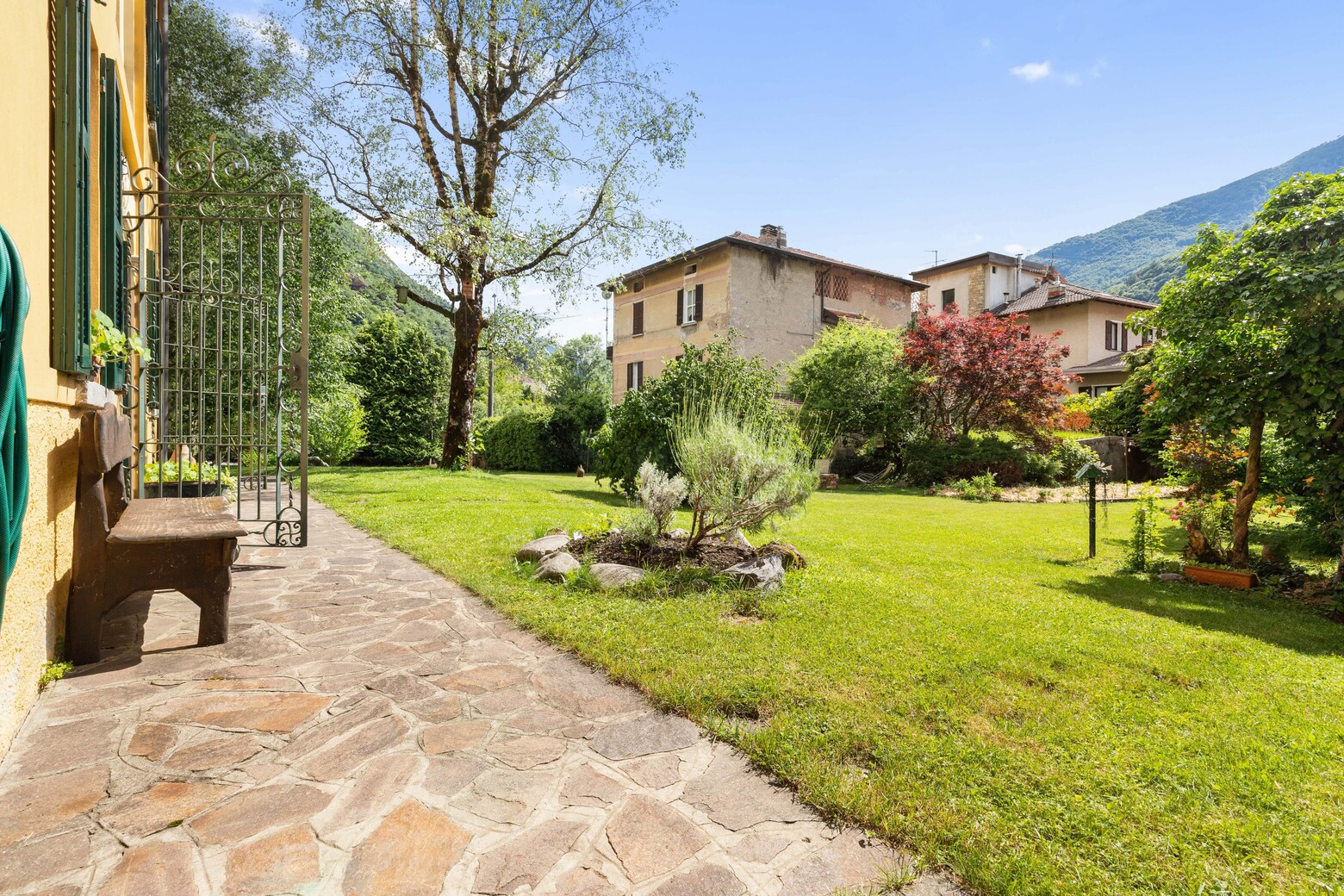 Villa d’epoca con giardino in vendita in Valsassina Casaestyle (39)