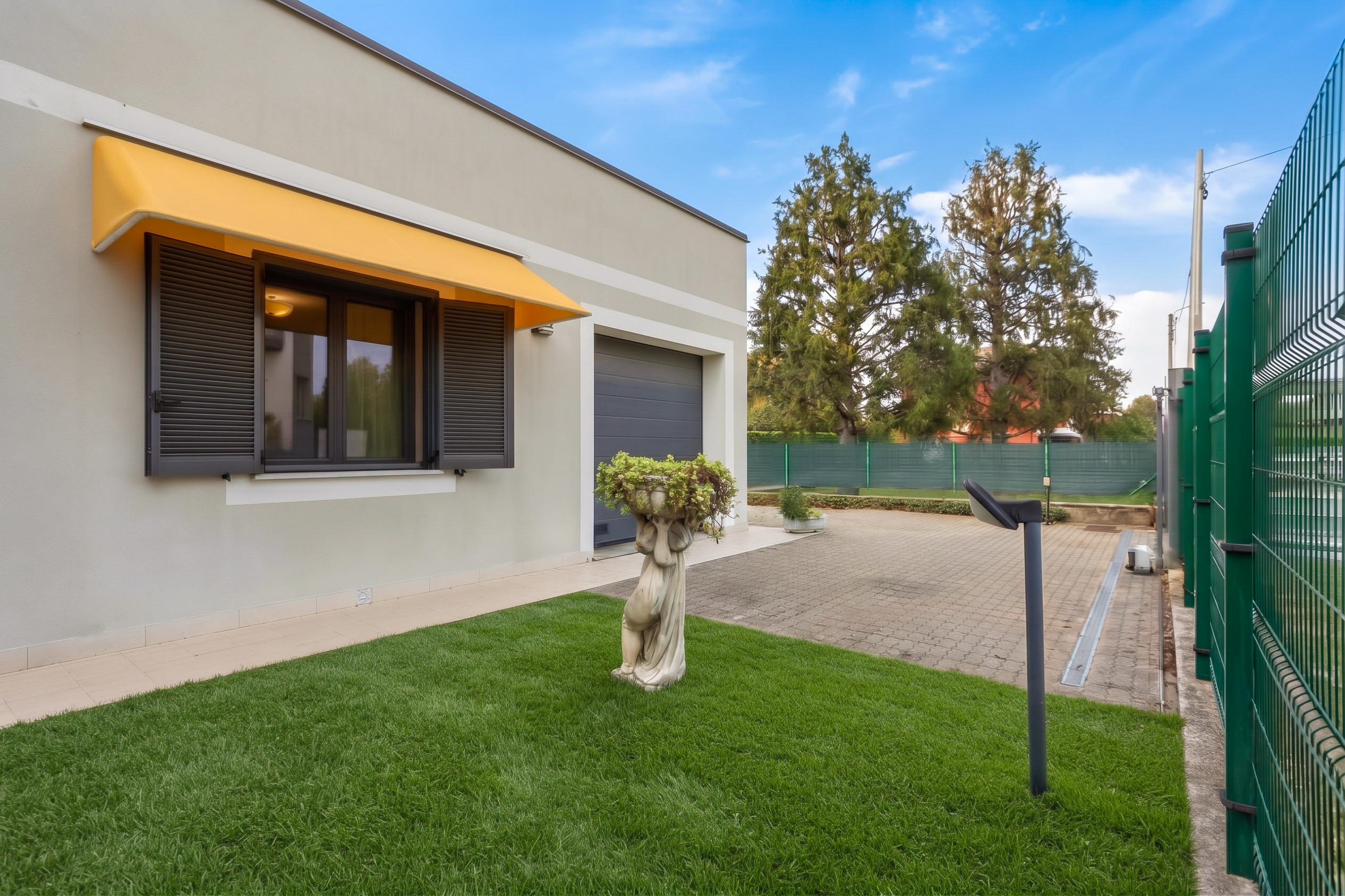 Villa con giardino privato a Cavenago di Brianza Comfort e privacy 25