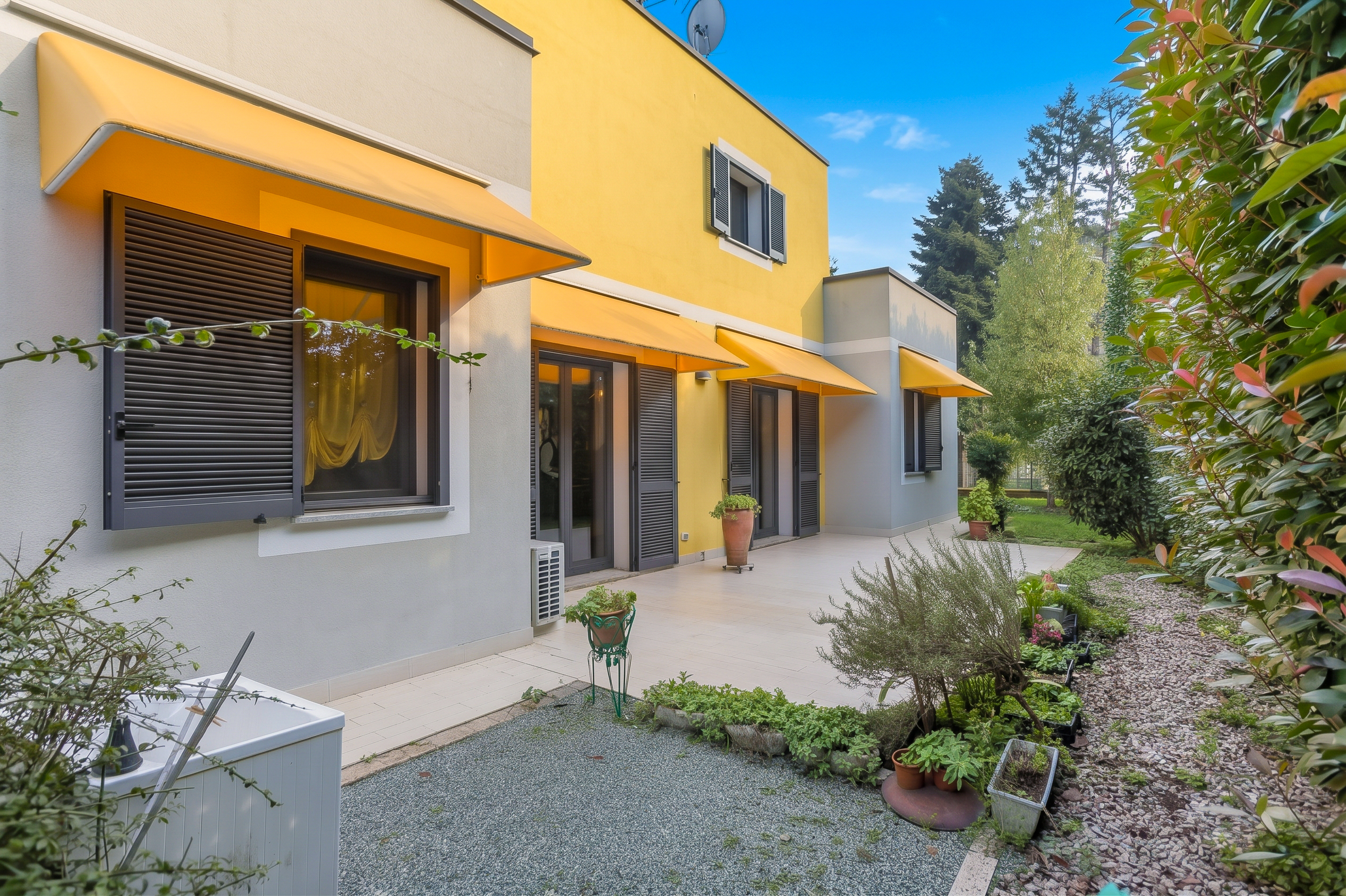 Villa con giardino privato a Cavenago di Brianza Comfort e privacy 28