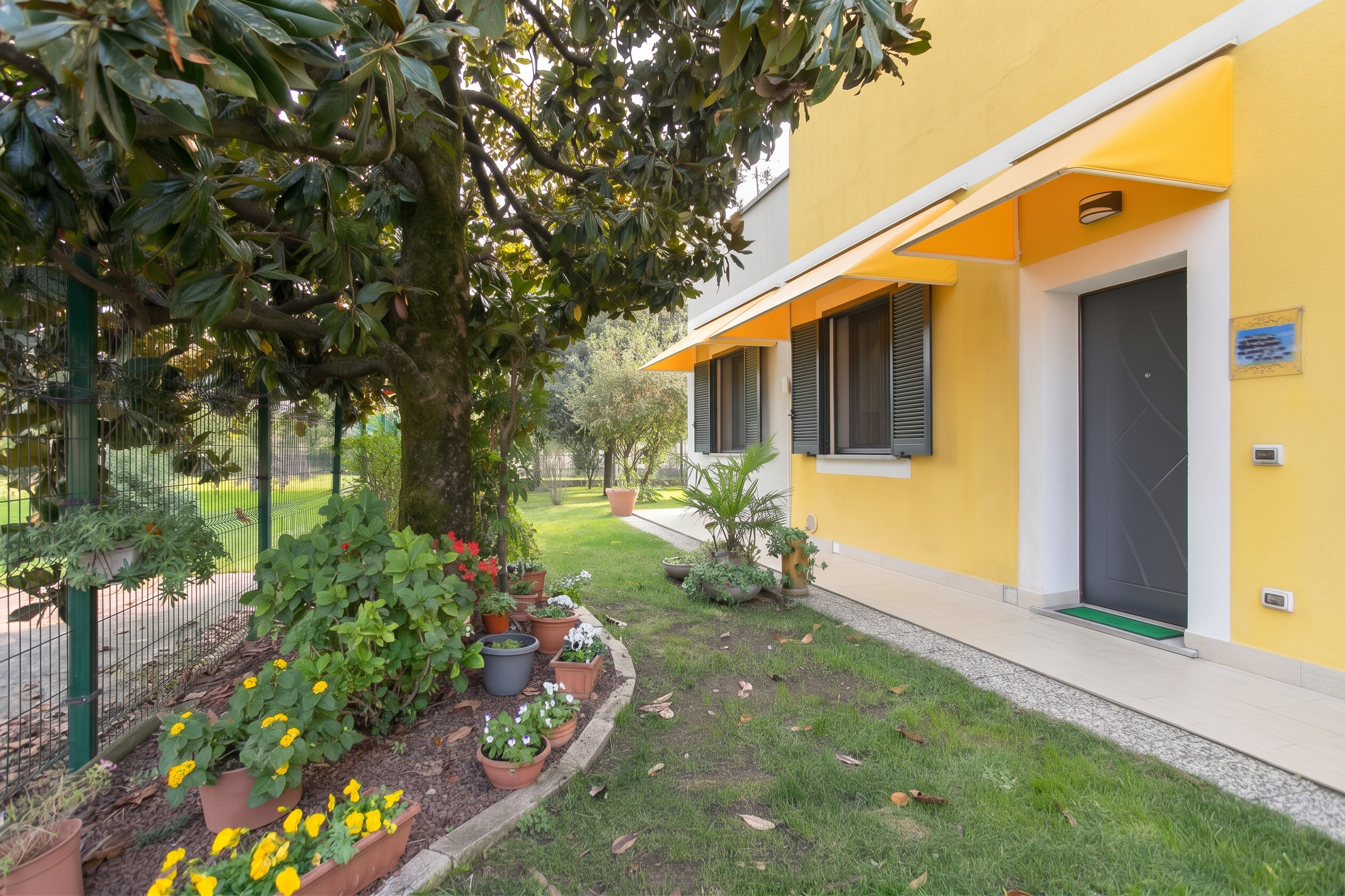 Villa con giardino privato a Cavenago di Brianza Comfort e privacy 3