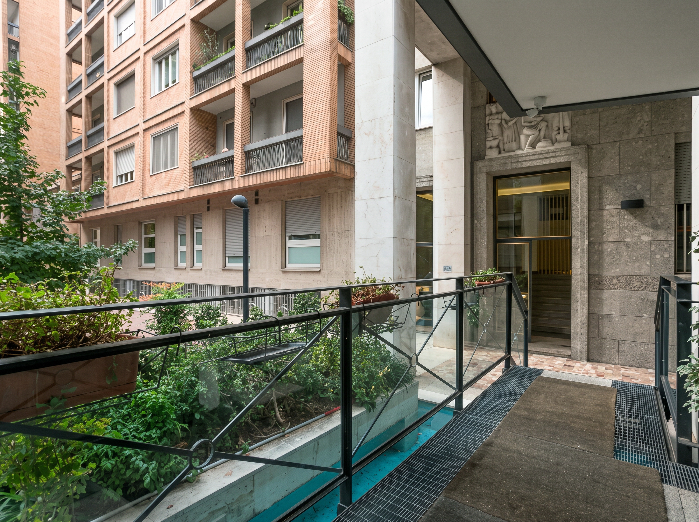Prestigioso ufficio di rappresentanza nel cuore di Corso Magenta a Milano (32)